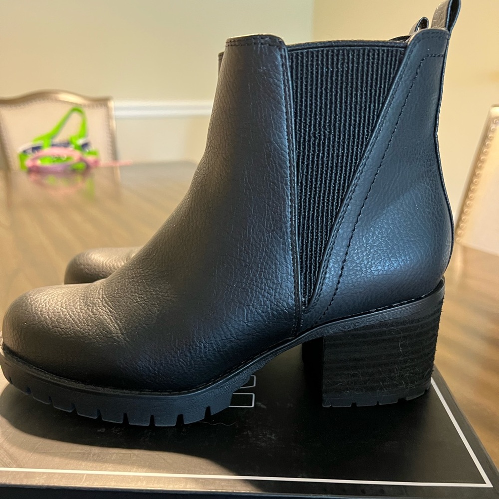 MIA Jody Black Textured Faux Leather Ankle Booties